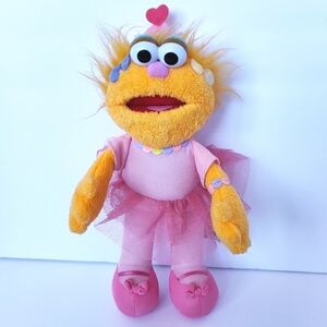 Sesame Street Live Fuzzy Pink Tutu Tiara Zoe Plush 2010